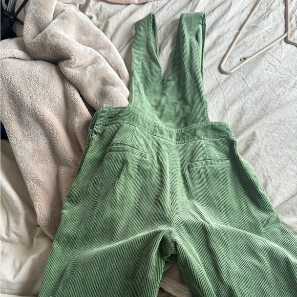 Ellie Mae Overalls - Sage Green Corduroy size 6 - Picture 3 of 5